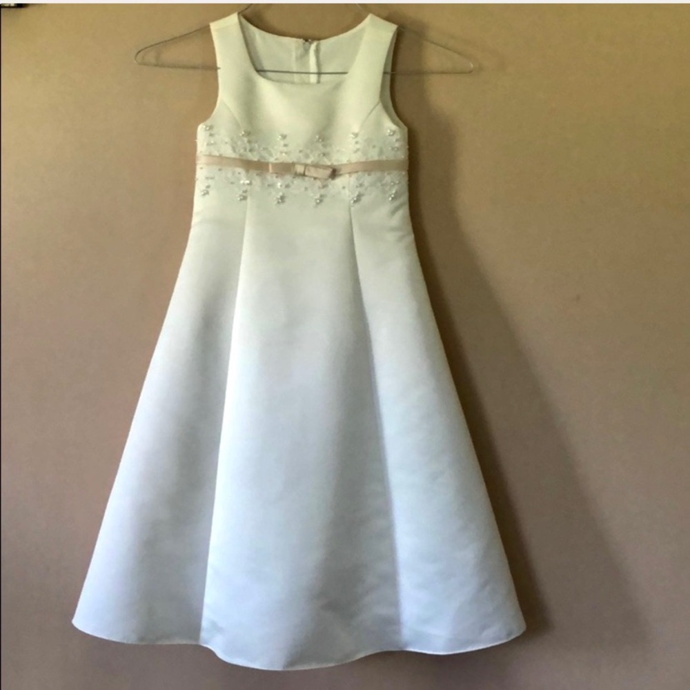🎉Host Pick🎉 David’s Bridal flower girl dress EUC